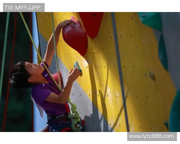 广州攀岩队与深圳攀岩队赛后复盘分析个人能力的对比与启示